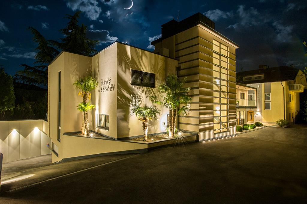 Haus Gregori Aparthotel Caldaro Exterior photo